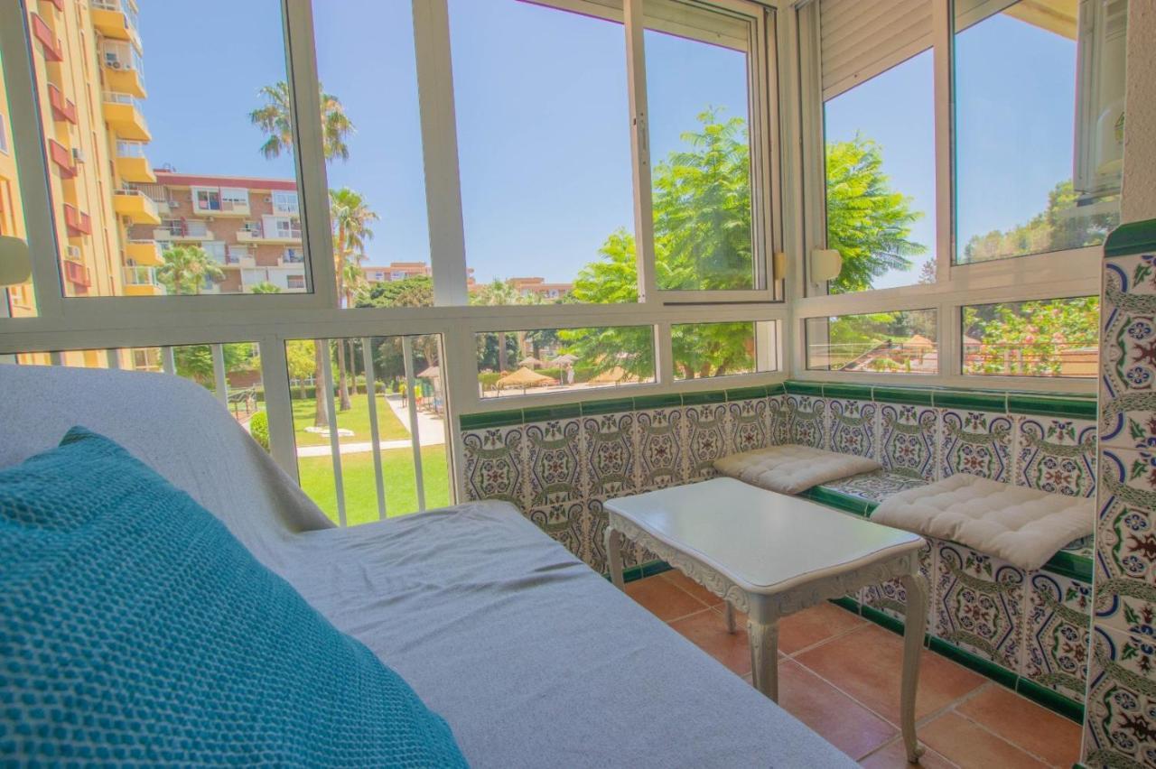 Seaside Vista Apartment: Pool Views Near Beach Apartment *